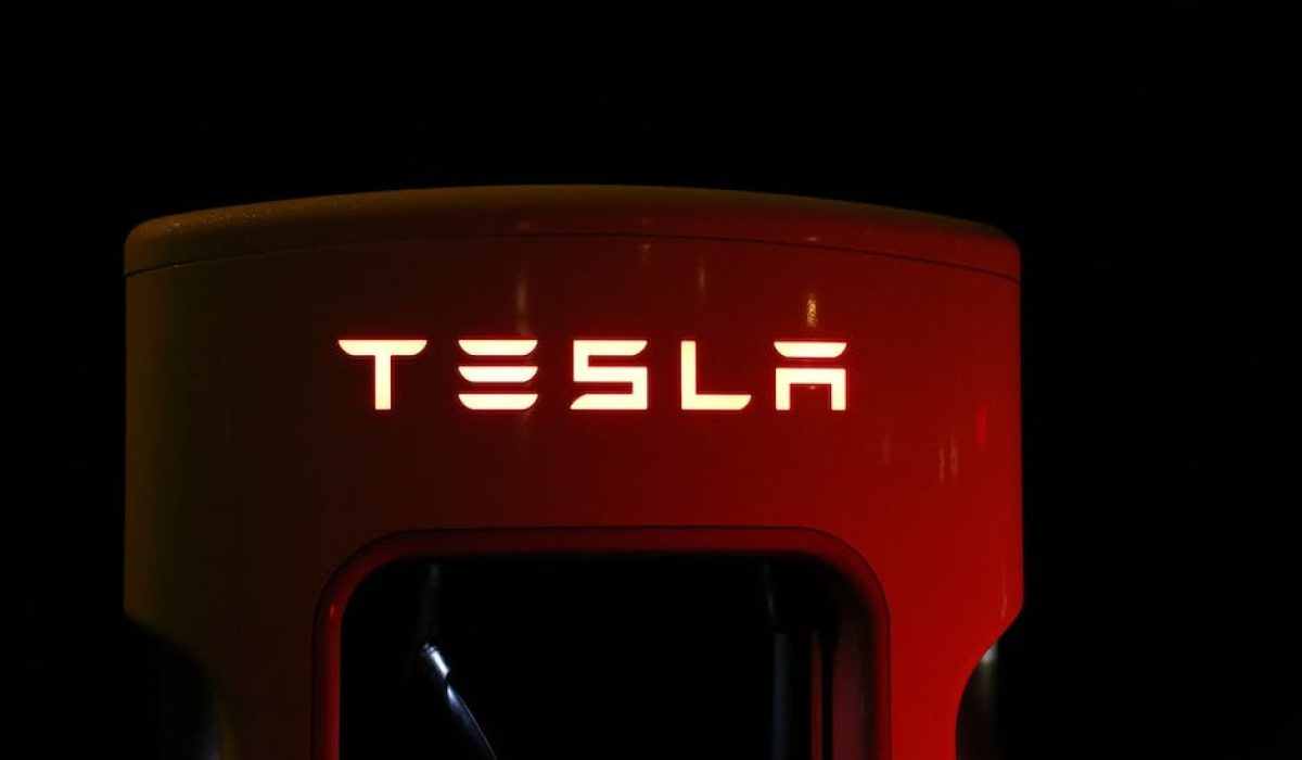 BYD Auto - Royal Dutch Shell - Tesla